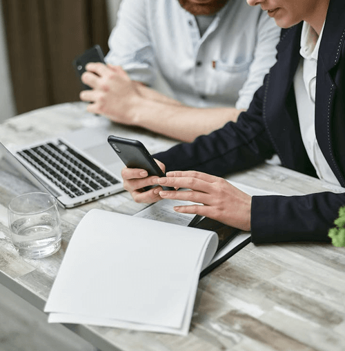 Wiranivo Treyde support team illustration